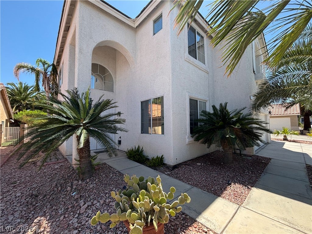 8207 Vista Colorado Street