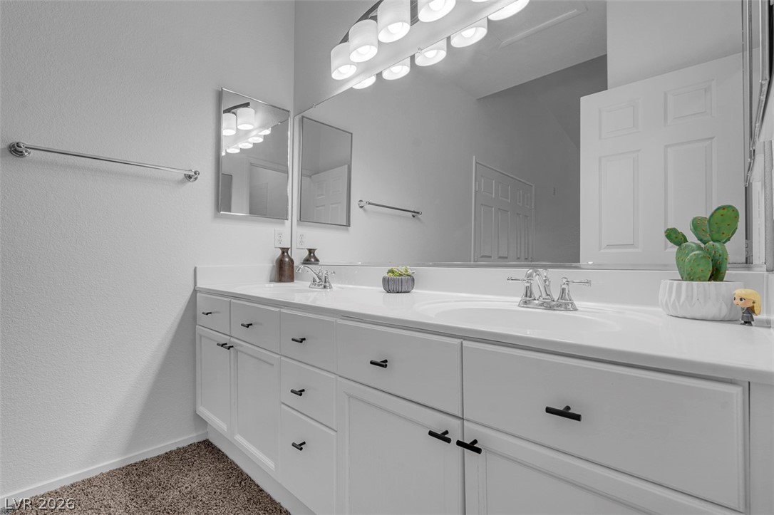 353 Amber Pine Street 203