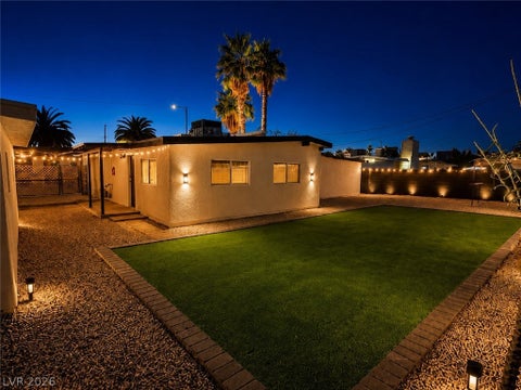Homes For Sale - 1660 Izabella Avenue<br/> Clark County, Las Vegas, NV 89169