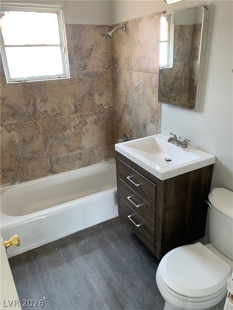 230 W Boston Avenue 7