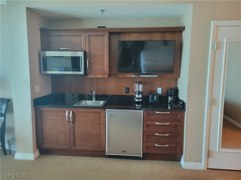 135 E Harmon Avenue #2416, Las Vegas, Nevada image 6