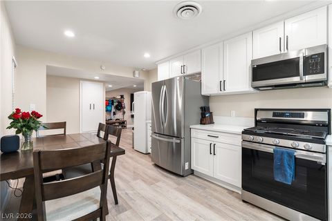 Photo of 608 McDermit Street, Las Vegas, NV 89107 (MLS # 2758273)