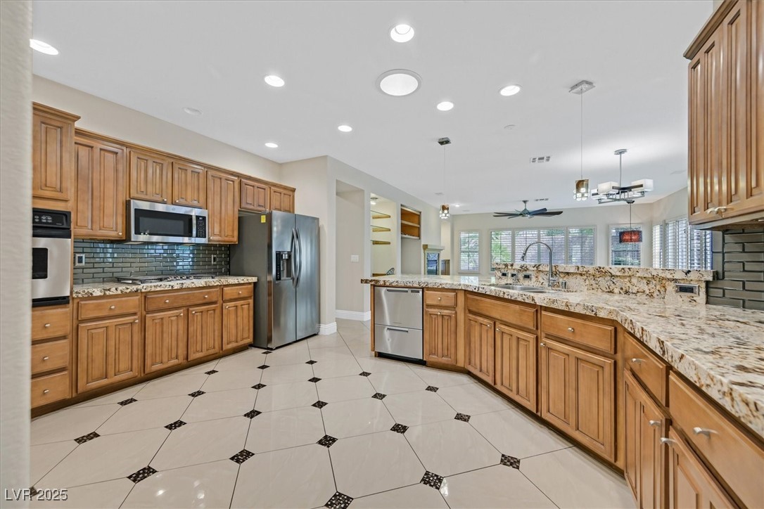 Henderson, Nevada 89052, United States, 3 Bedrooms Bedrooms, ,3 BathroomsBathrooms,Residential,Active,160352