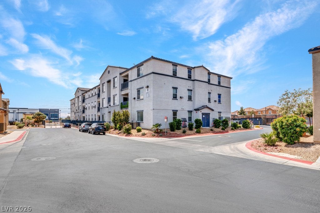 4437 Dover Straight Street 301
