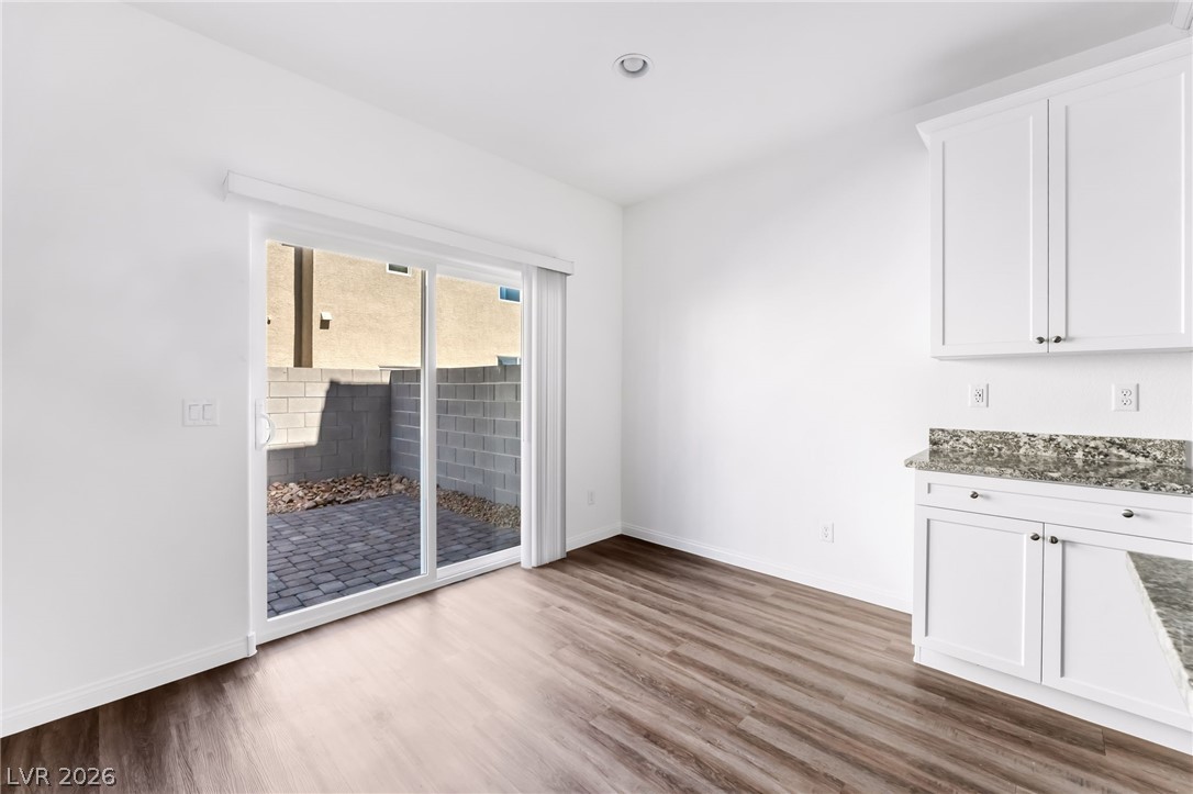 4261 Galaxy Gaze Avenue