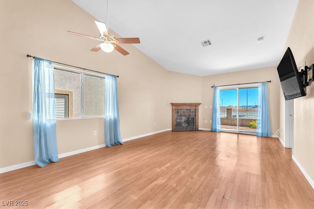 855 N Stephanie Street 1311