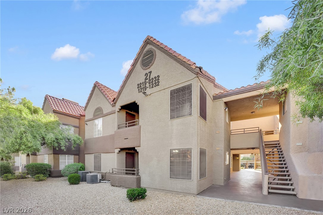 2200 S Fort Apache Road 1224