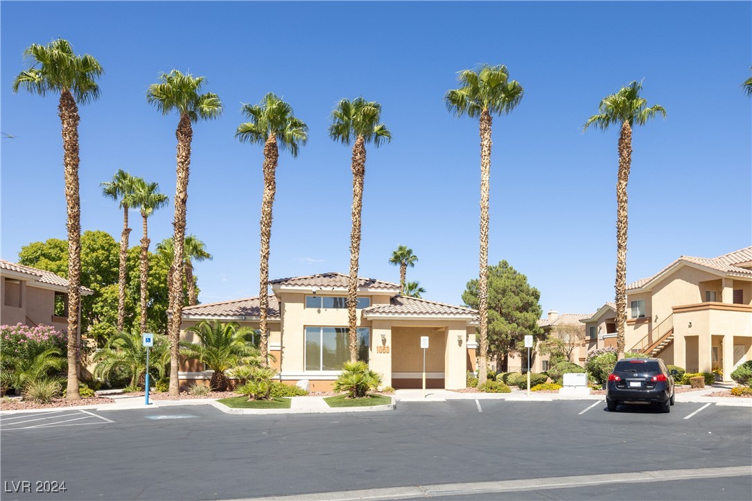 Las Vegas, Nevada 89183, United States, 2 Bedrooms Bedrooms, ,2 BathroomsBathrooms,Residential,Pending,42848