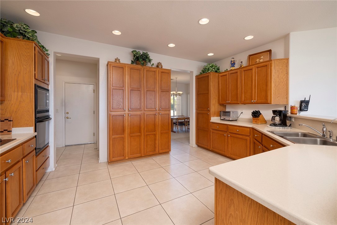 1661 Hartley Avenue, Henderson, Nevada image 20