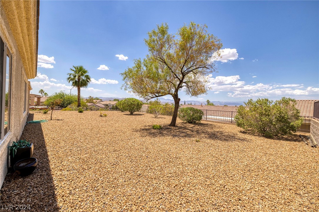 1661 Hartley Avenue, Henderson, Nevada image 33