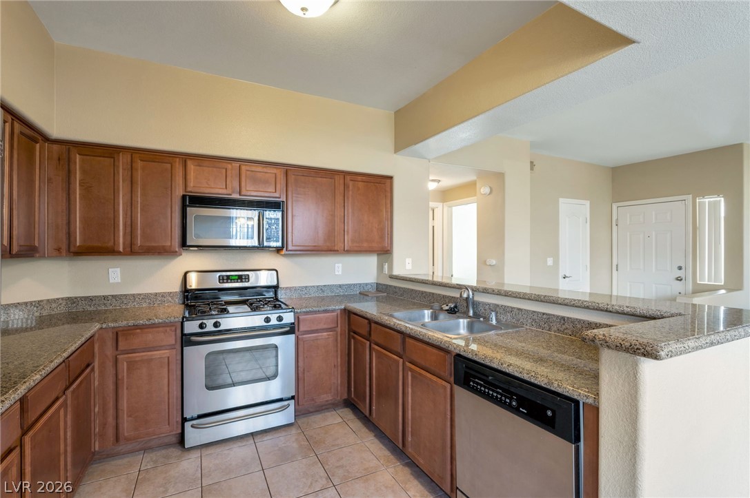 1704 Queen Victoria Street 102