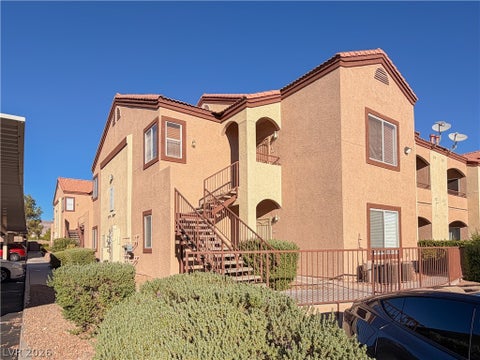 Condo For Rent - 9580 W Reno Avenue #124<br/> Las Vegas, NV 89148