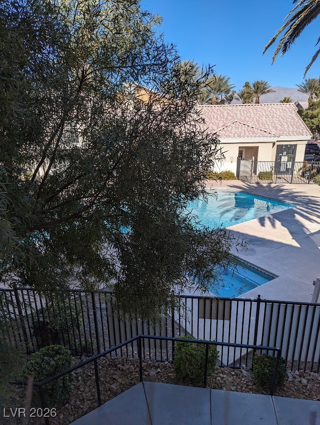 3925 Lazy Pine Street 201