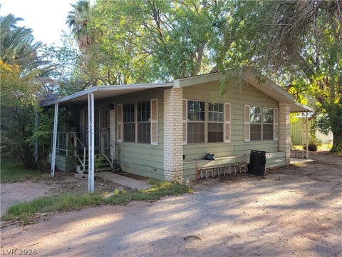 Mobile Home For Sale - 220 S Andersen Street<br/> Clark County, Overton, NV 89040