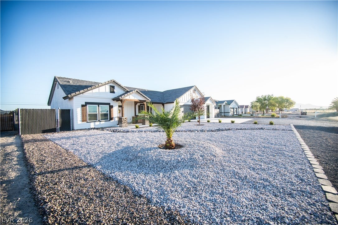 1151 E Blackhorn
