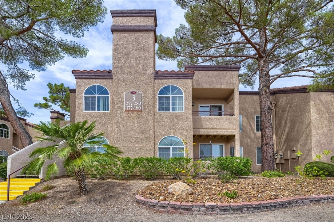 9325 W Desert Inn Road 177