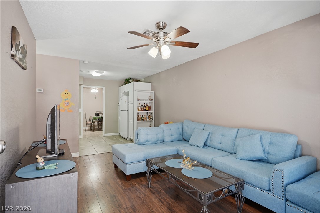 3936 Voxna Street