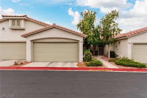 Townhouse For Sale - 115 Tapatio Street<br/> Clark County, Henderson, NV 89074