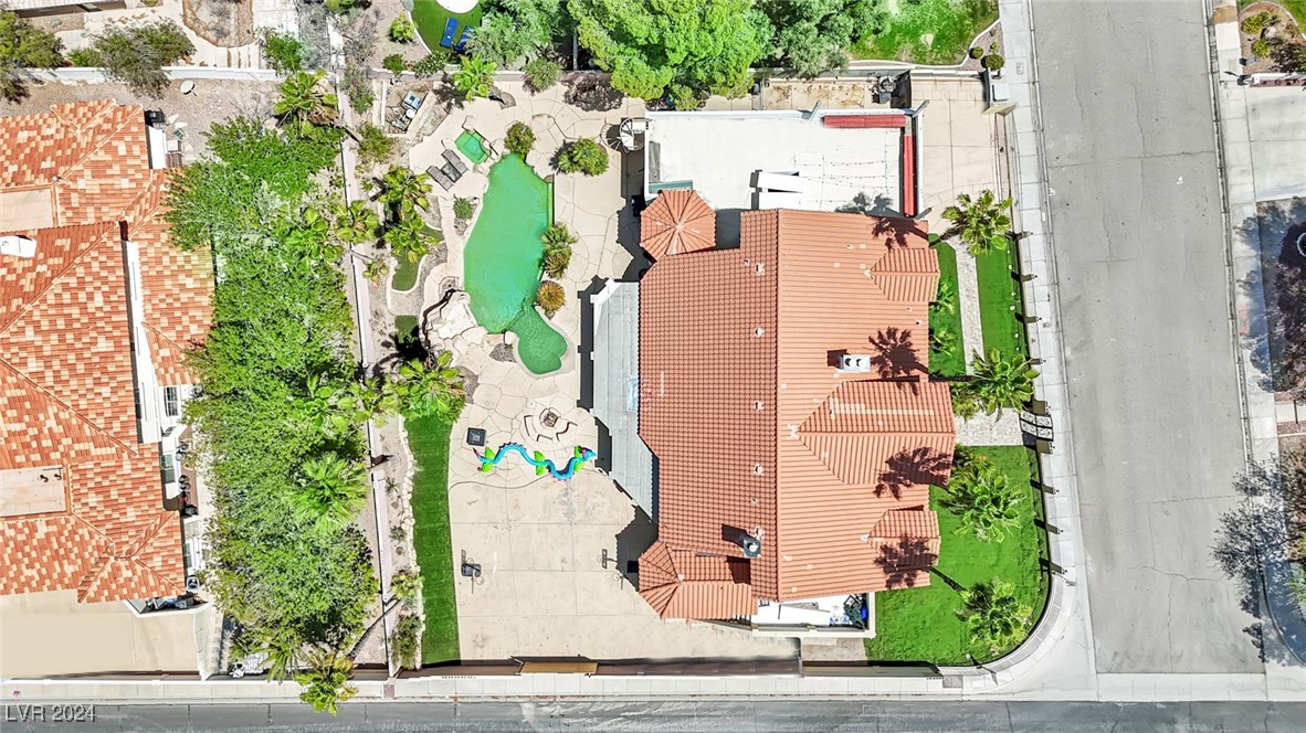 2131 Diamond Bar Drive