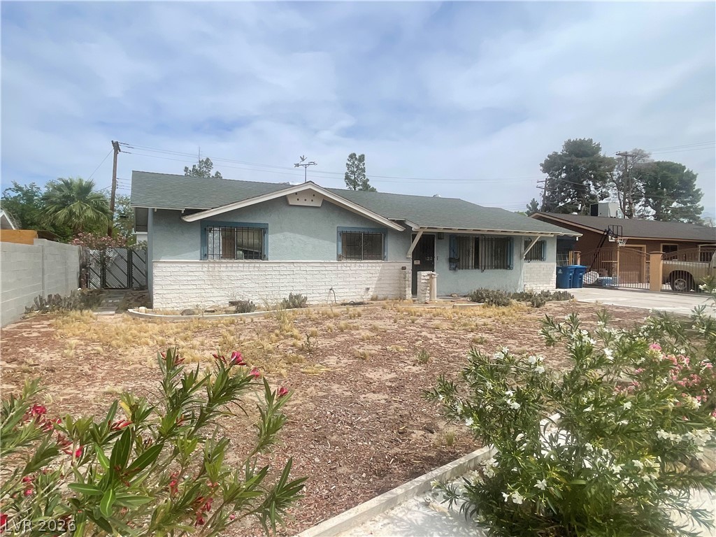 3056 Greenbriar Drive