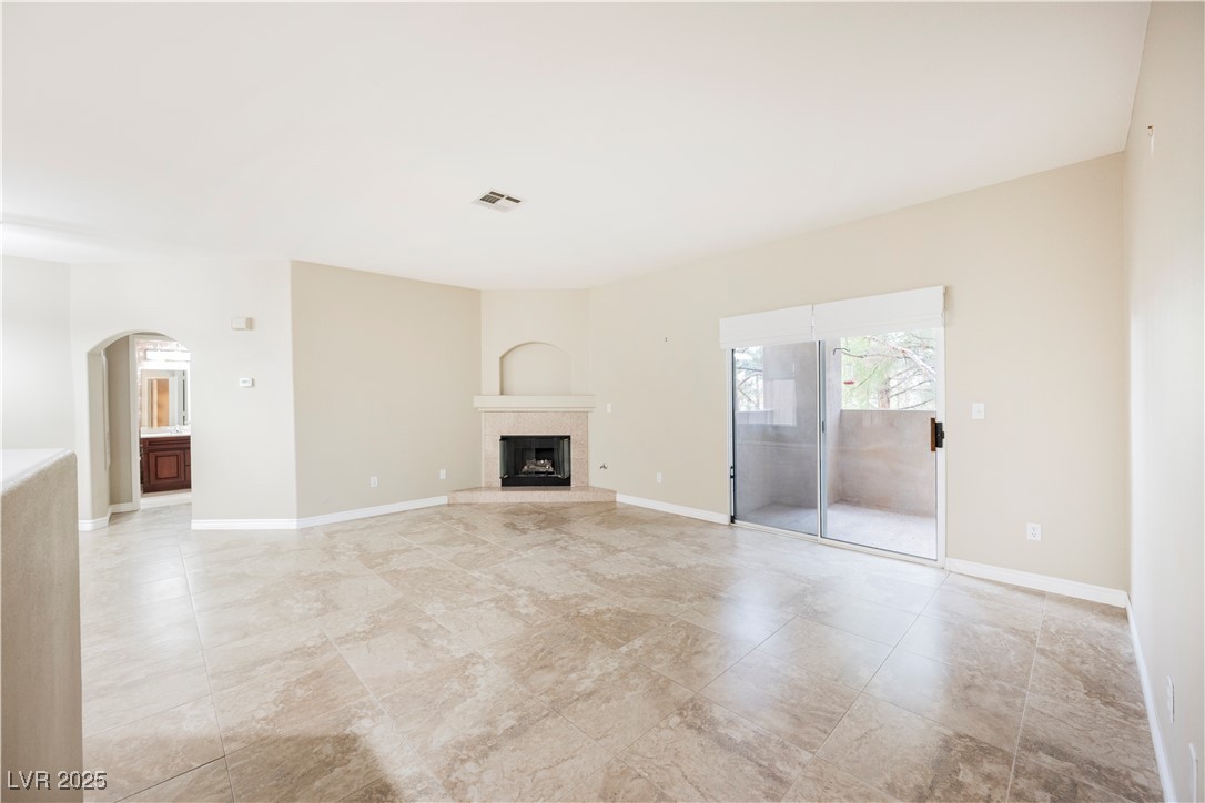2050 W Warm Springs Road 4322