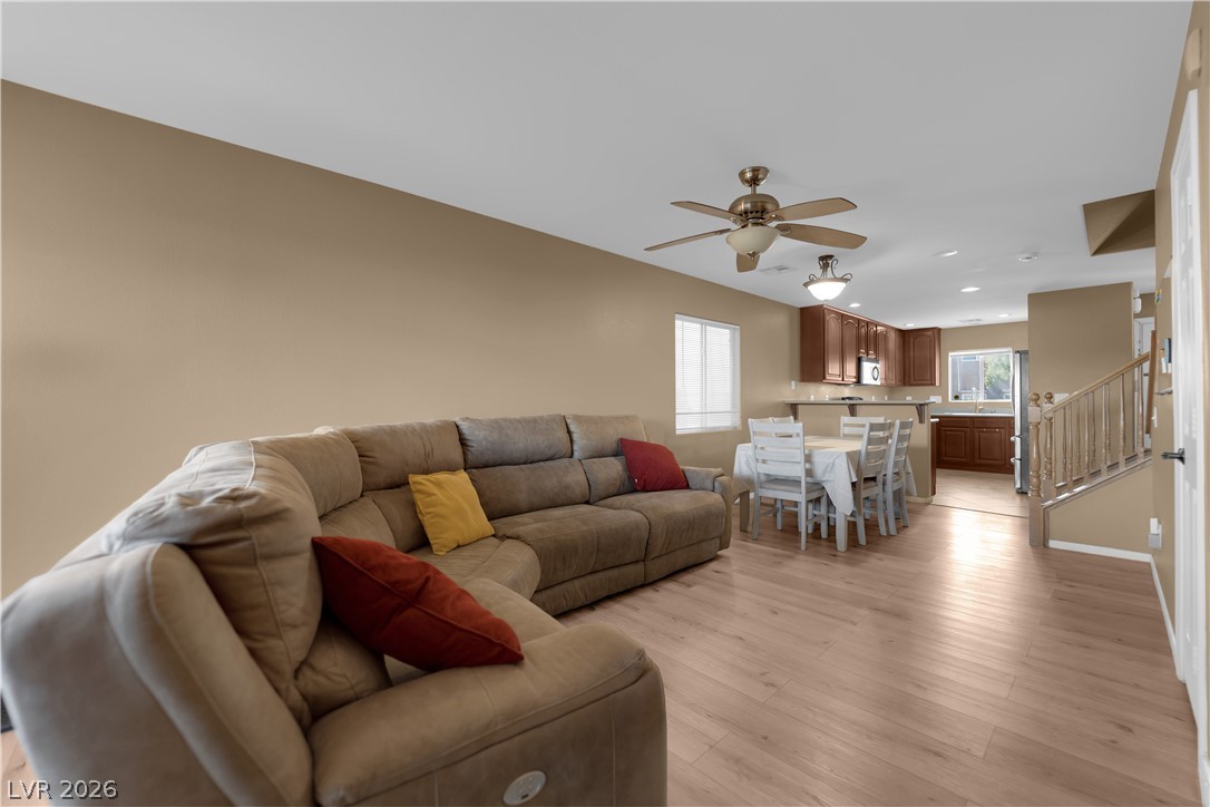 8246 Wuthering Heights Avenue