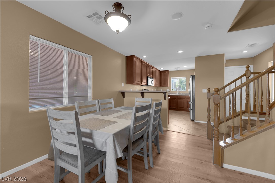 8246 Wuthering Heights Avenue