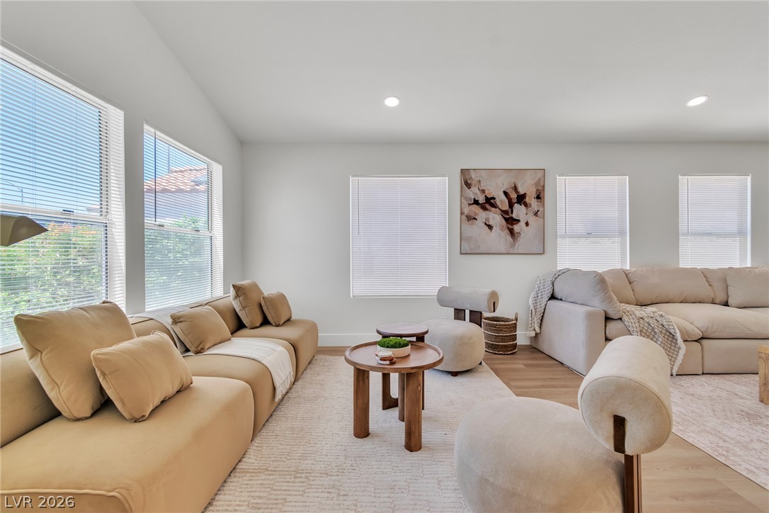 8220 Mt Brodie Circle