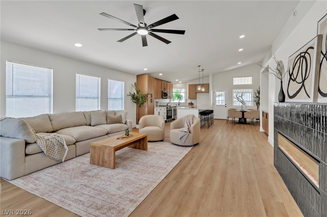 8220 Mt Brodie Circle