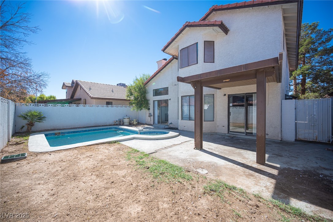 Properties 4 2433 Cycad Tree Street