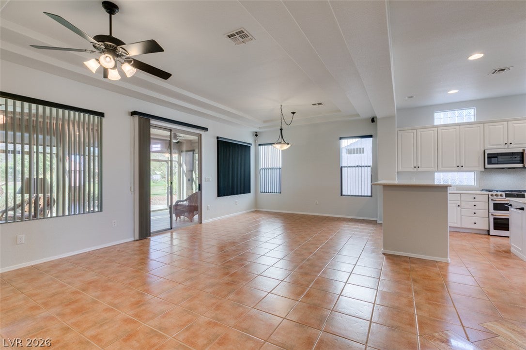 541 MOUNTAIN LINKS Drive