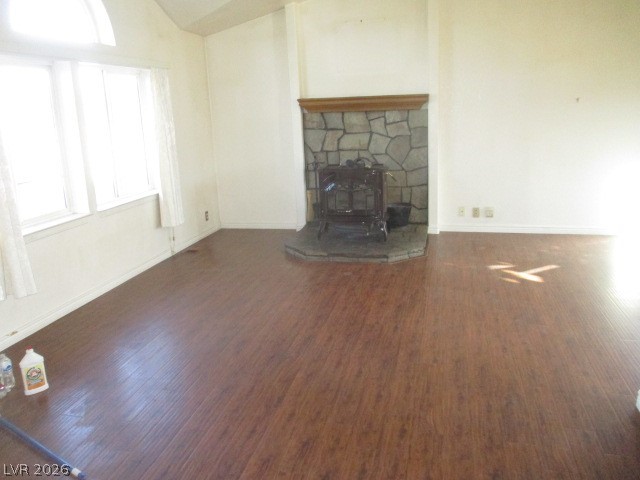 121 E 185th Street
