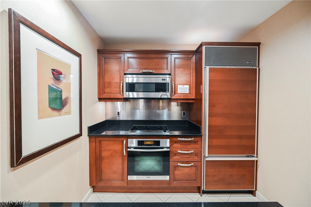 145 E HARMON Avenue 302