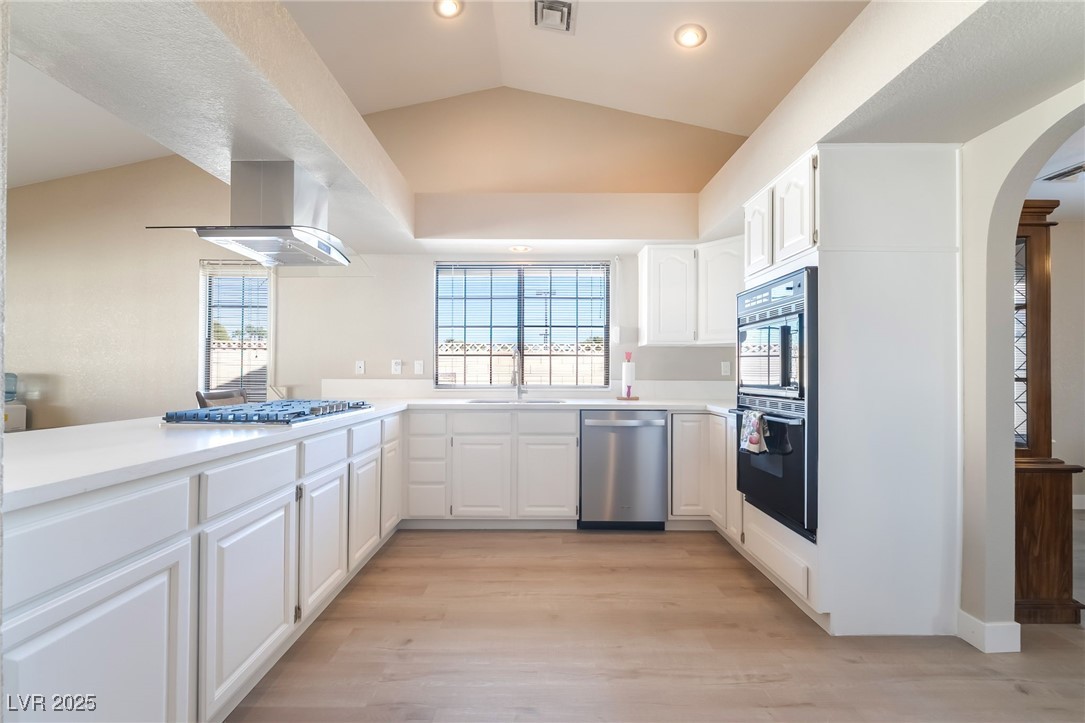 Properties 3 6362 Gessler Court