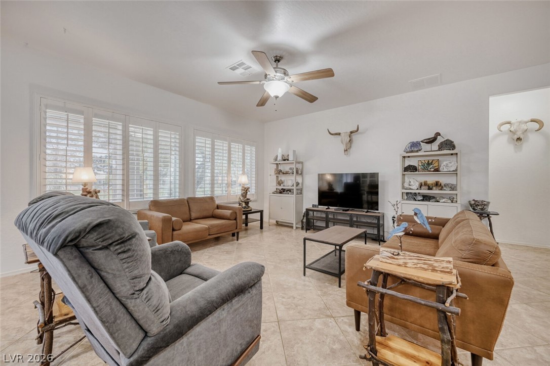 7724 Fruit Dove Street