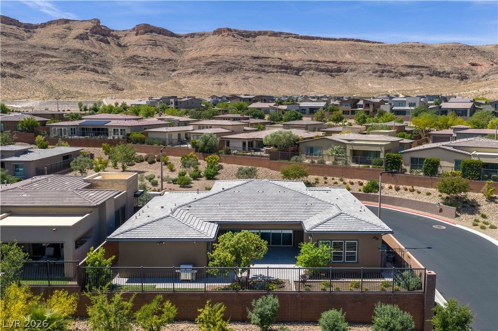 Photo of 6796 COPPER SUNRISE Court, Las Vegas, NV 89148 (MLS # 2773930)