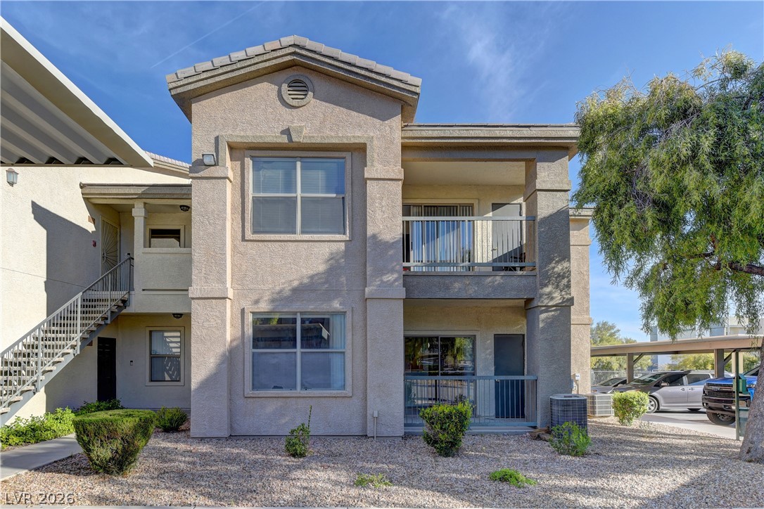 8000 W Badura Avenue 1072