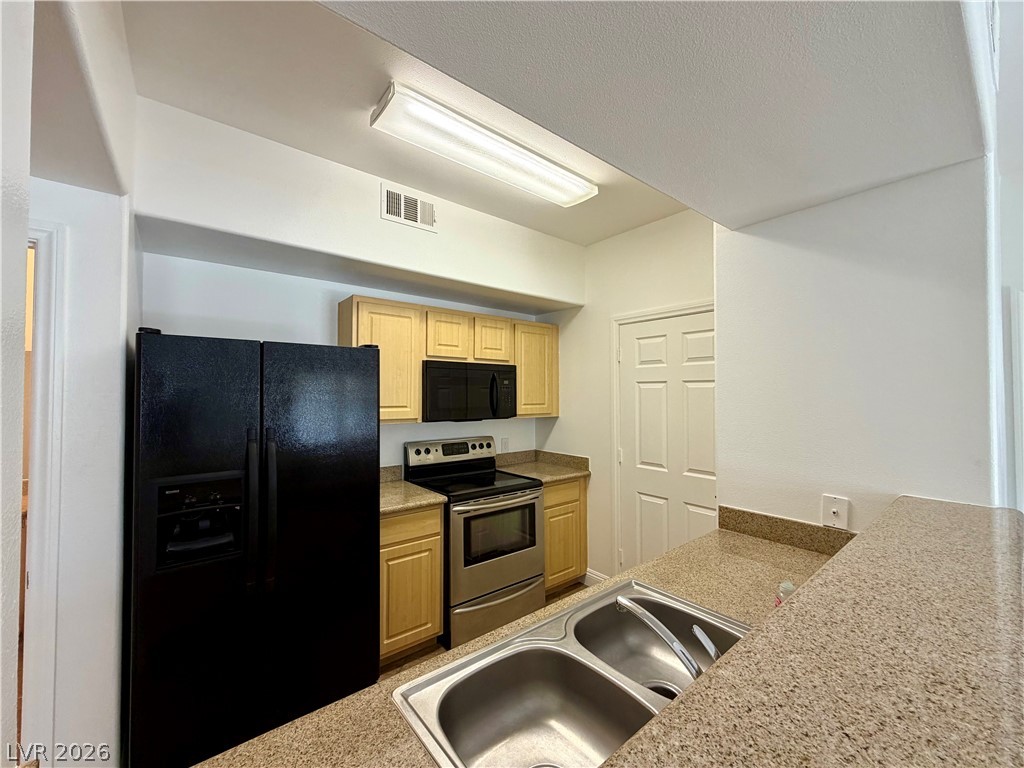 8000 Badura Avenue 1026