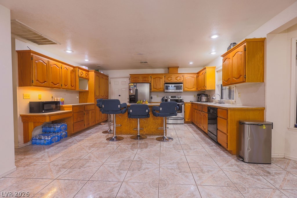 4877 Patterson Avenue