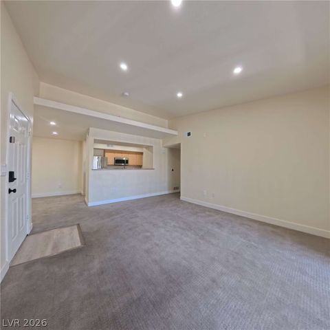 Condo For Rent - 8000 Badura Avenue #2154<br/> Clark County, Las Vegas, NV 89113