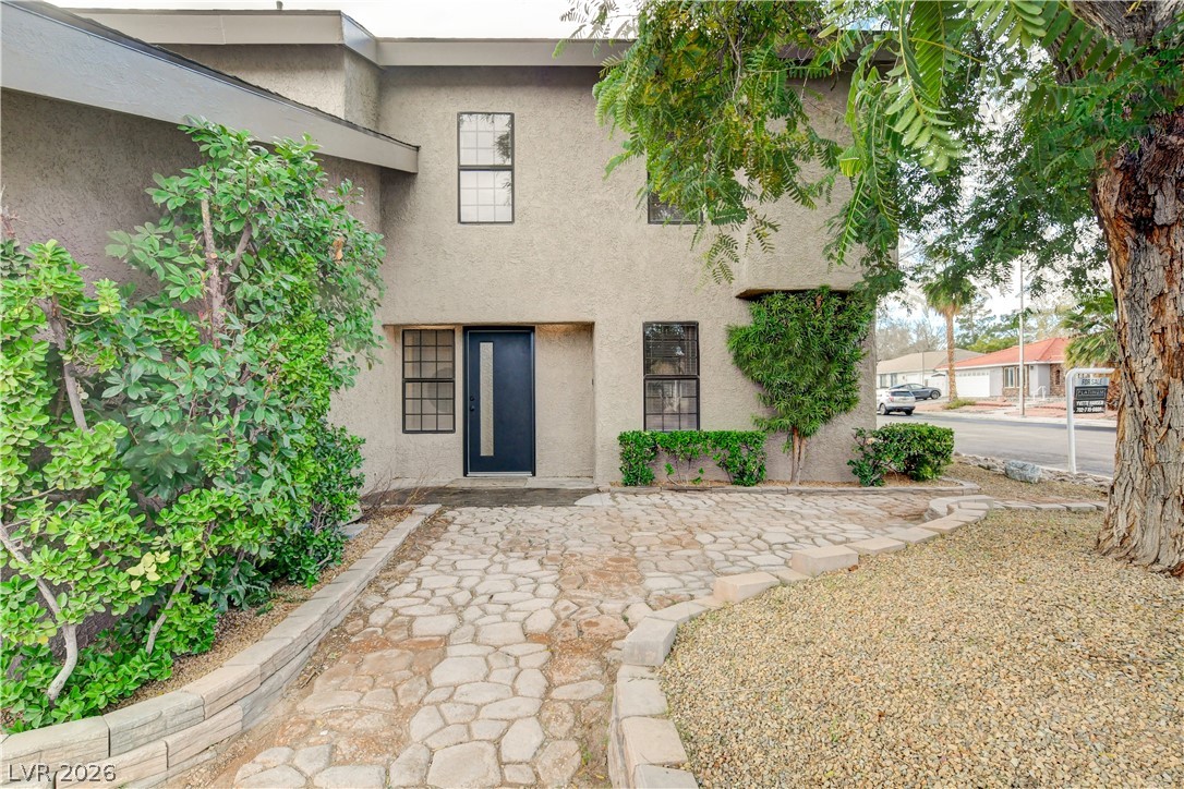 1312 Oak Tree Lane