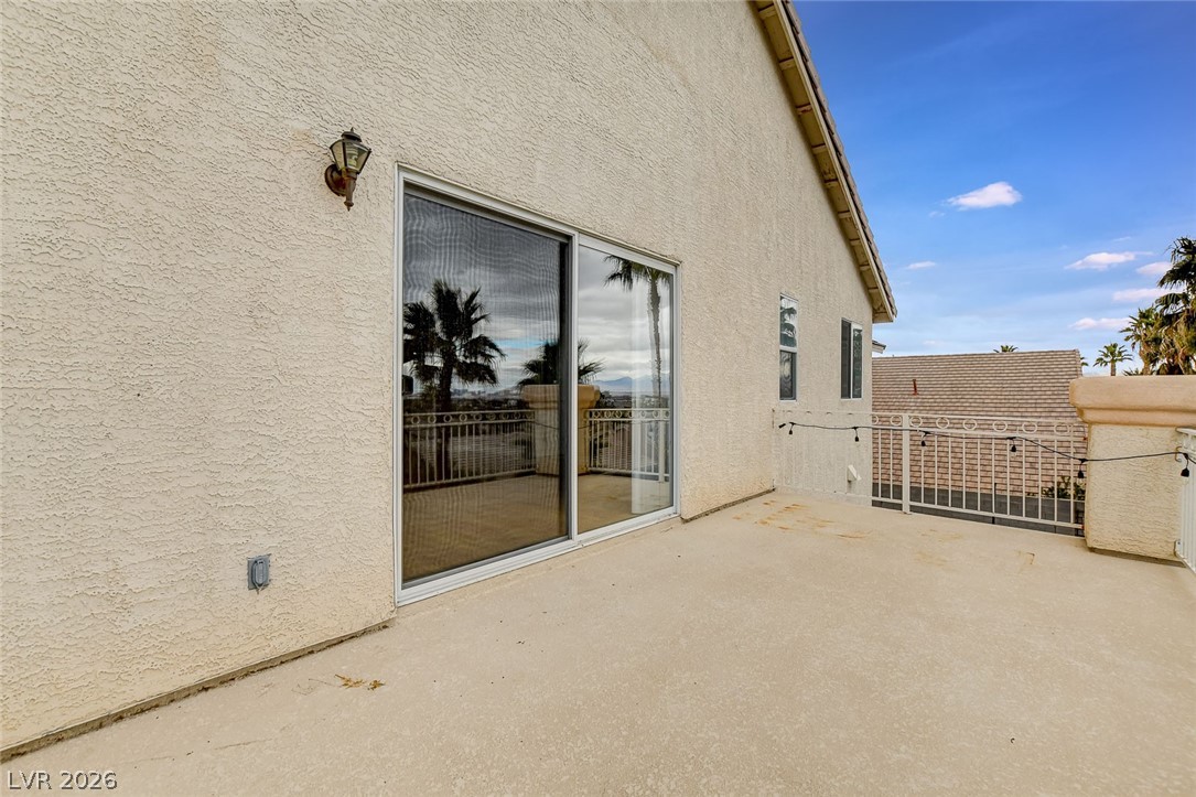 2504 Antique Blossom Avenue