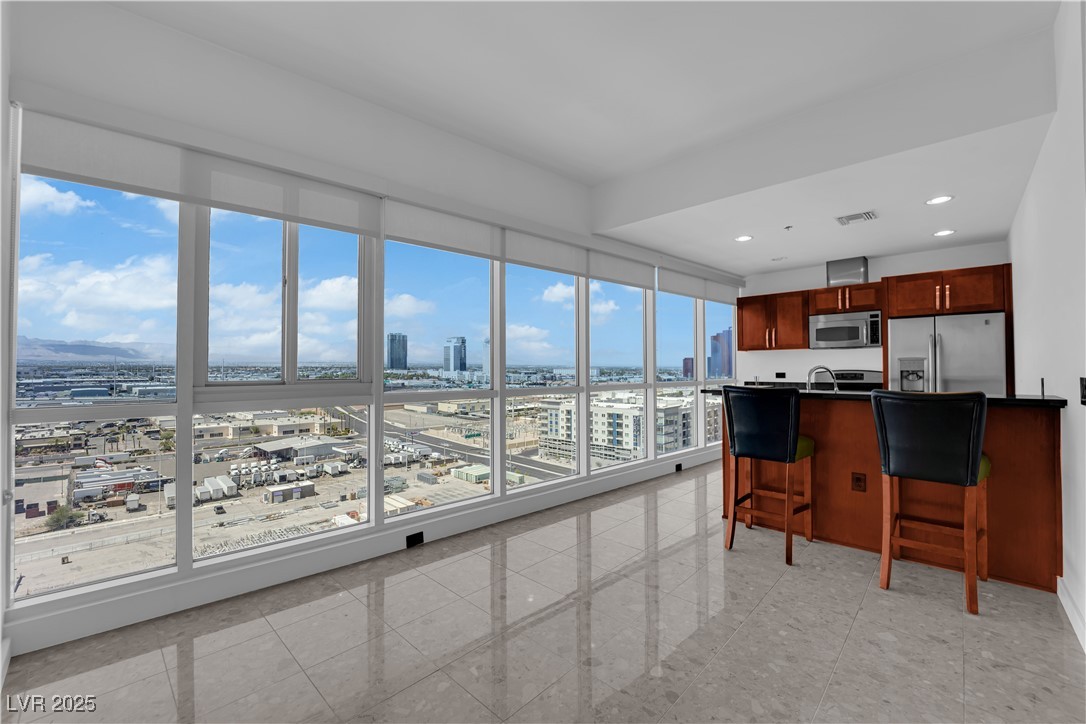 4575 Dean Martin Drive 1410