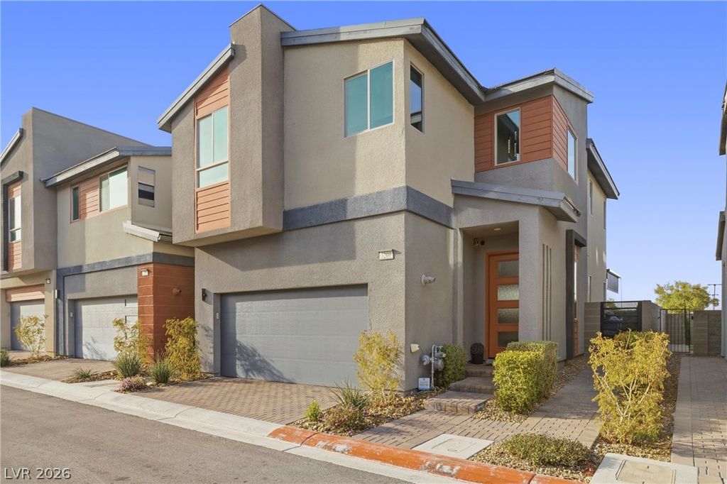 Photo of 3200 Lumassina Way, Henderson, NV 89044 (MLS # 2757110)