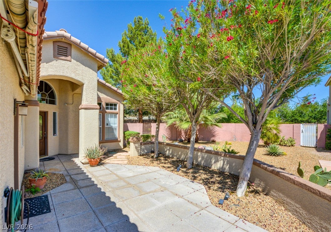 994 Upper Meadows Place