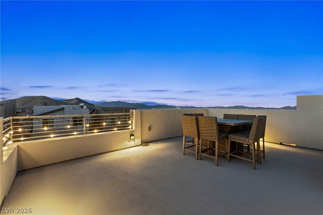 11563 Midnight Melody Avenue