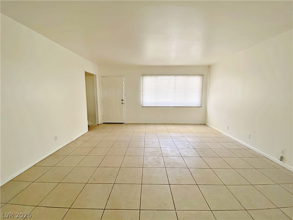 1904 Rexford Drive 2