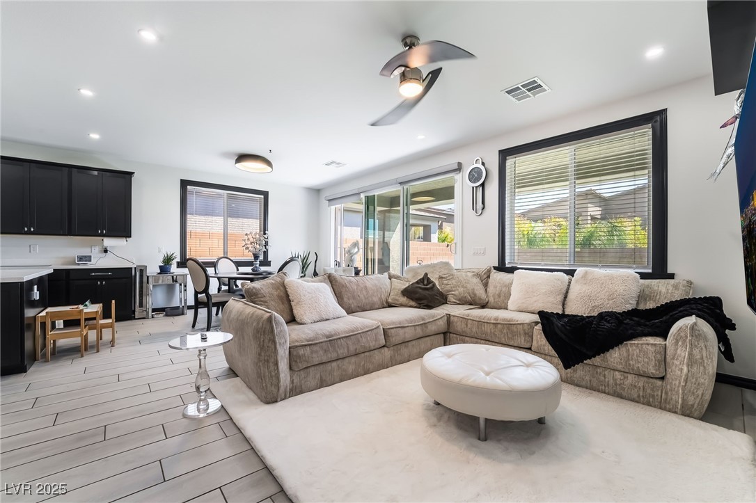 9565 Camelback Creek Drive