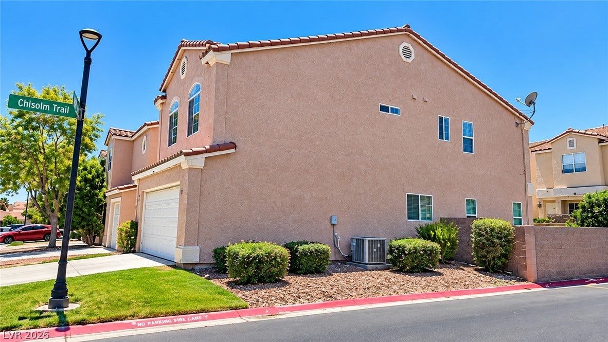5323 Hanging Tree Lane
