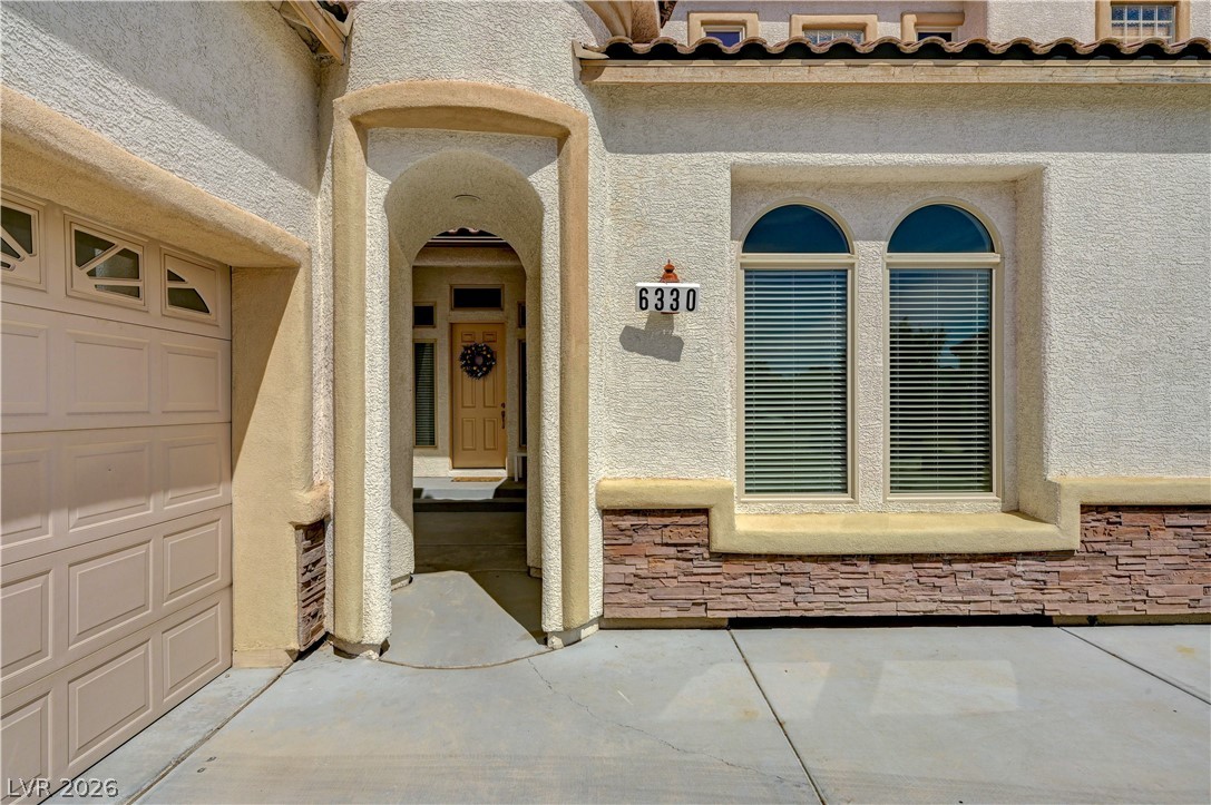 6330 Bellisima Street